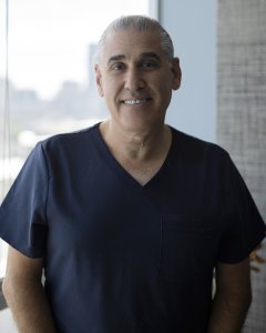 Dr. Rodrigo Ananías Saavedra